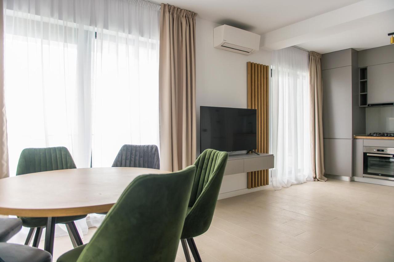 Luxury Promenada Apartment - Frontal Beachfront Mamaia Nord Năvodari Exterior foto